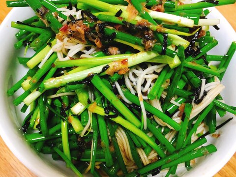 夏の残り素麺で！素麺と青ネギの和風サラダ